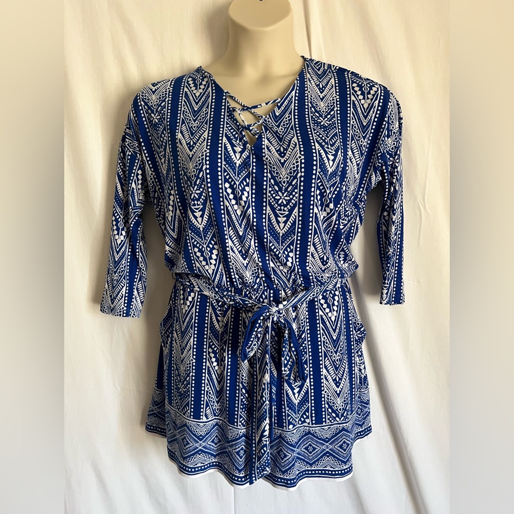 Market & Spruce Blue and White Patterned Romper Jumpsuit with Pockets